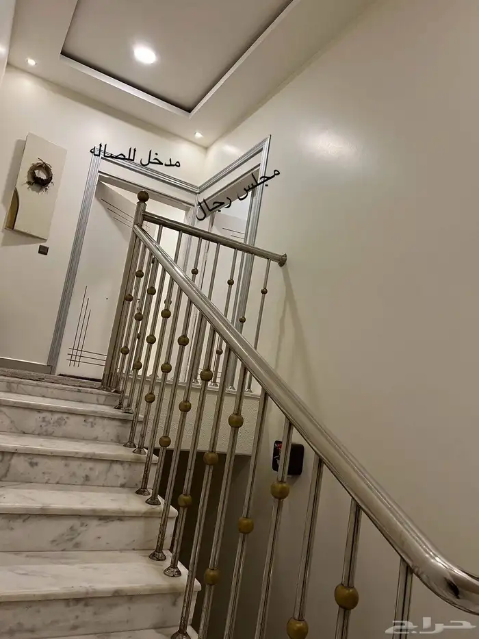 للبيع شقة دورين بي النخيل 5