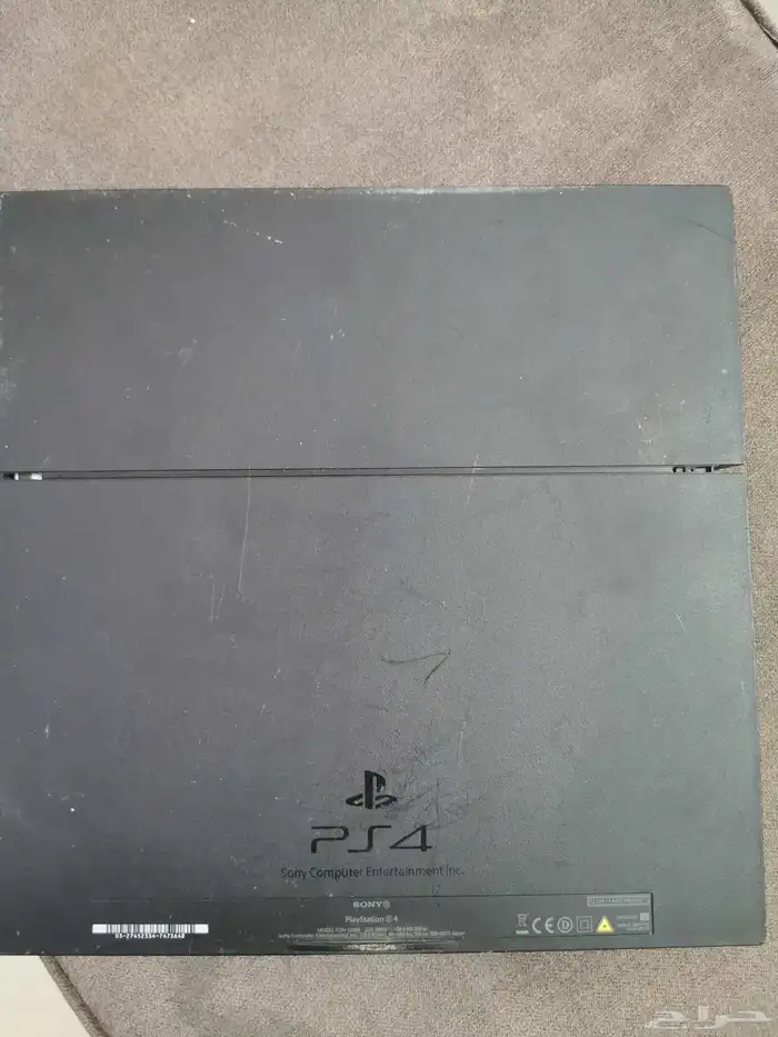 بلايستيشن 4 العادي 1