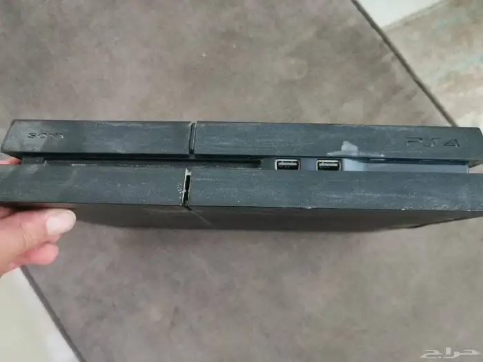 بلايستيشن 4 العادي 0