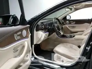 مرسيدس بنز E300 2020 7