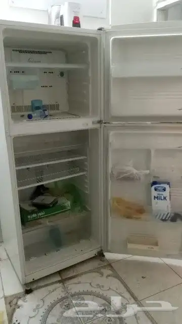 ثلاجه للبيع 2