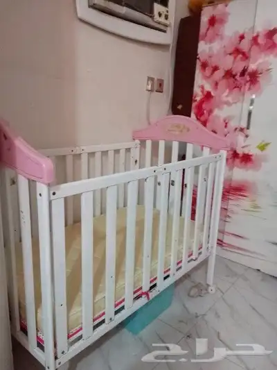 كرسي نوم اطفال من عمر سنة حتى 6 سنوات نظيف باقي جديد بفراشة 4