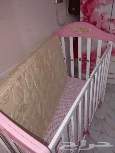 كرسي نوم اطفال من عمر سنة حتى 6 سنوات نظيف باقي جديد بفراشة 5