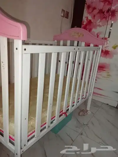 كرسي نوم اطفال من عمر سنة حتى 6 سنوات نظيف باقي جديد بفراشة 6