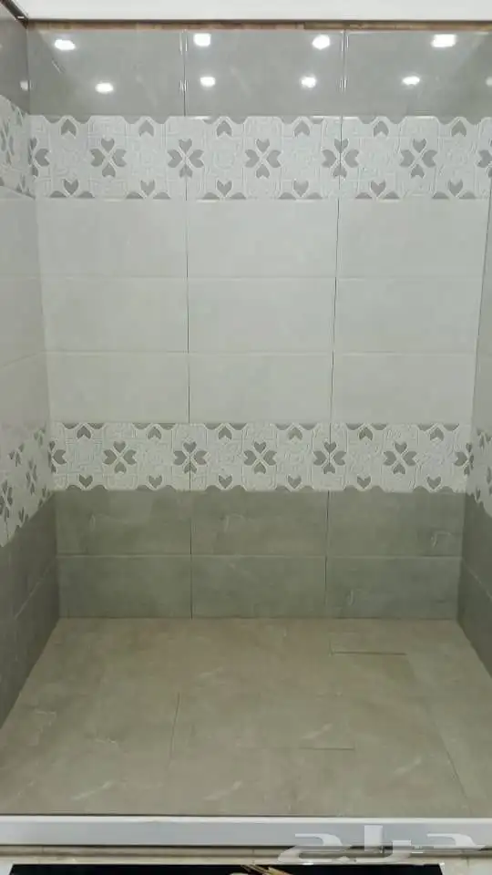 بلاط السيراميك الجدار 3