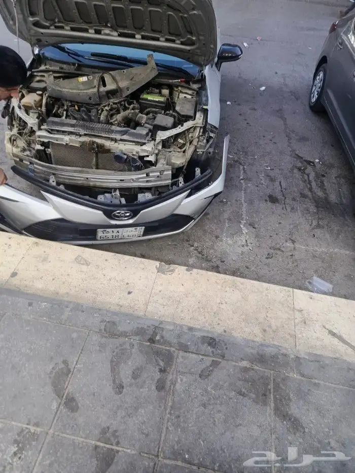 شمعات اسطبات عدسات ليزر زنون محولات لمبات ليد داخلي اصلاح لي 32