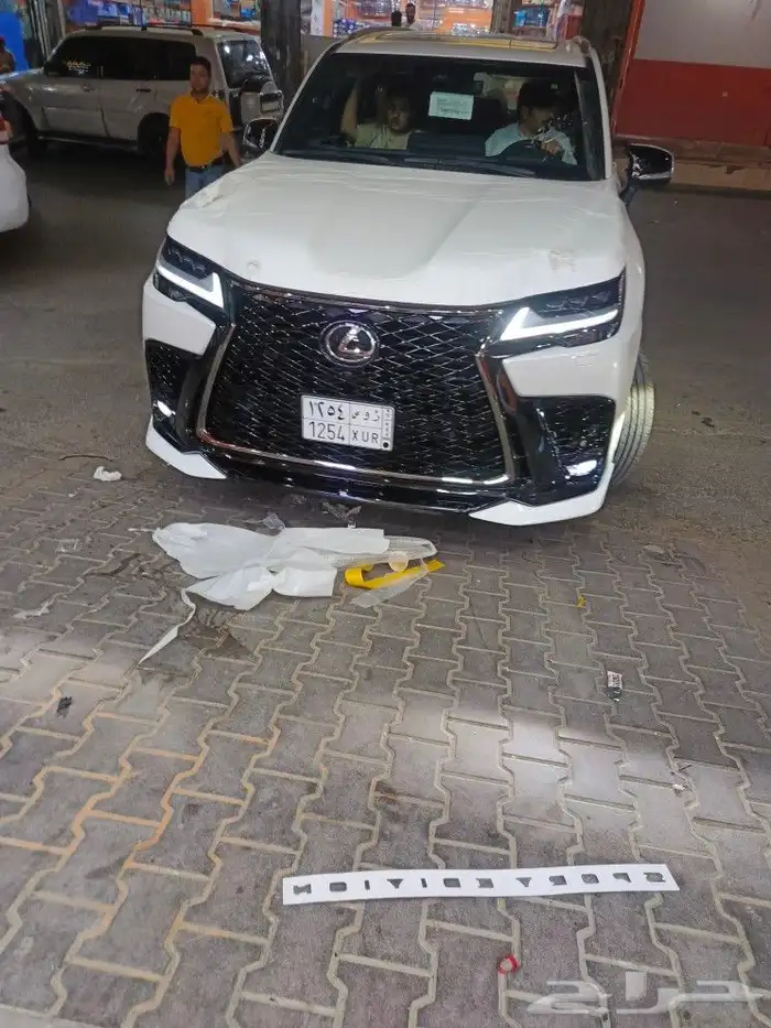 شمعات اسطبات عدسات ليزر زنون محولات لمبات ليد داخلي اصلاح لي 11