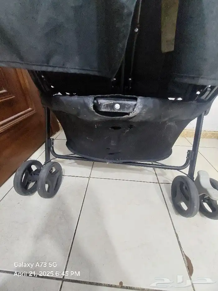 عربة اطفال ماركة جوي joie حاله جيده جدا 1