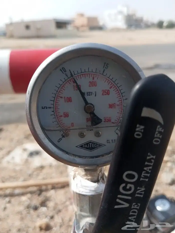جده الخمره سباك مواسير بوليسلين بنته تحتيه واختبارات ضغط موا 0