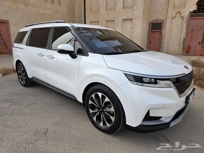 تم البيع كرنفال ديزل 2021 بطاقة جمركية فل الاحساء 4