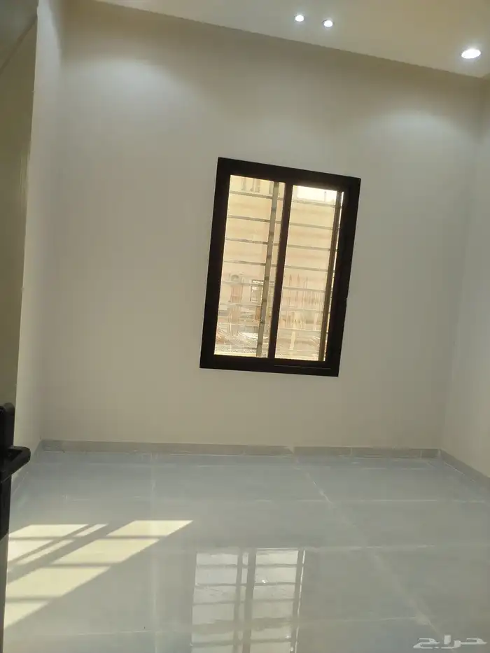 دور علوي شرق الرياض حي الجنادريه 15