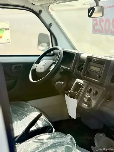 سوزوكي دباب كاري 2025 4