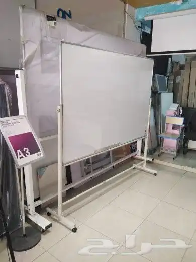 سبورات وطاولات وكراسي 2