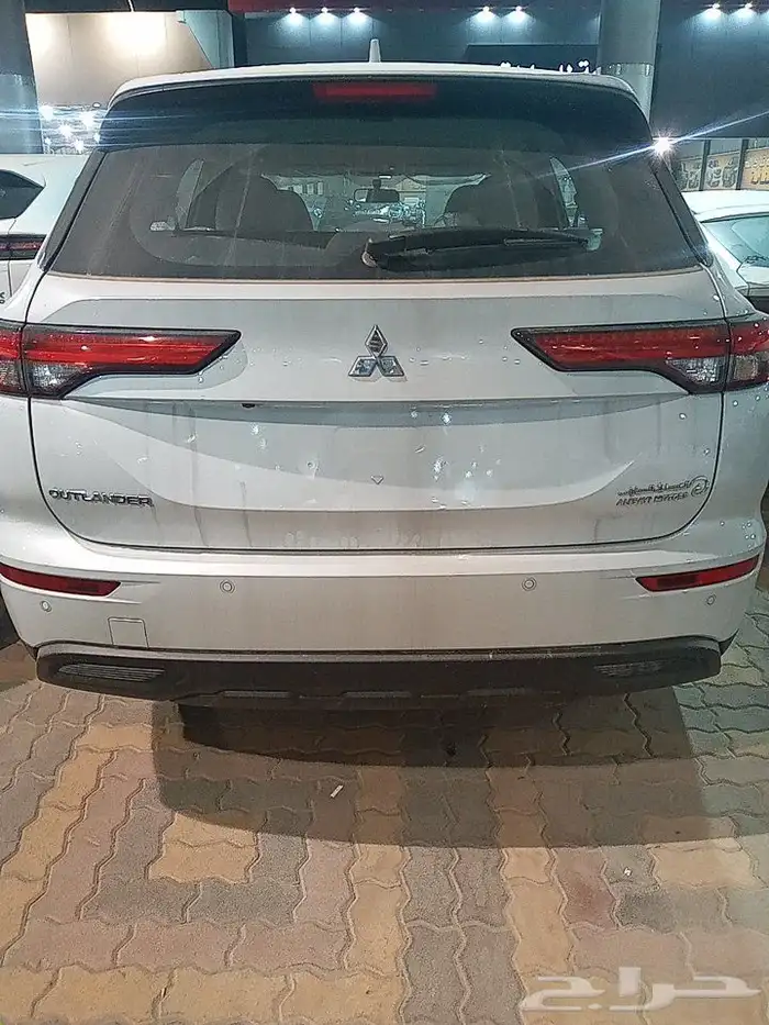 ميتسوبيشي اوتلاندر 2025 1