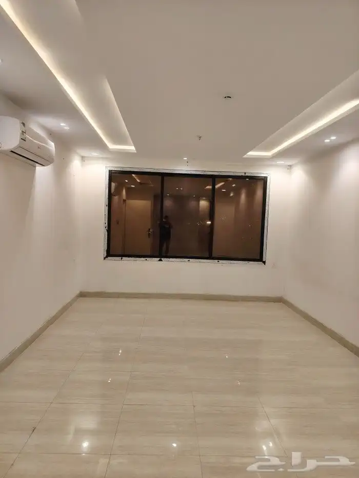 عمارة بها شقق للايجار 1