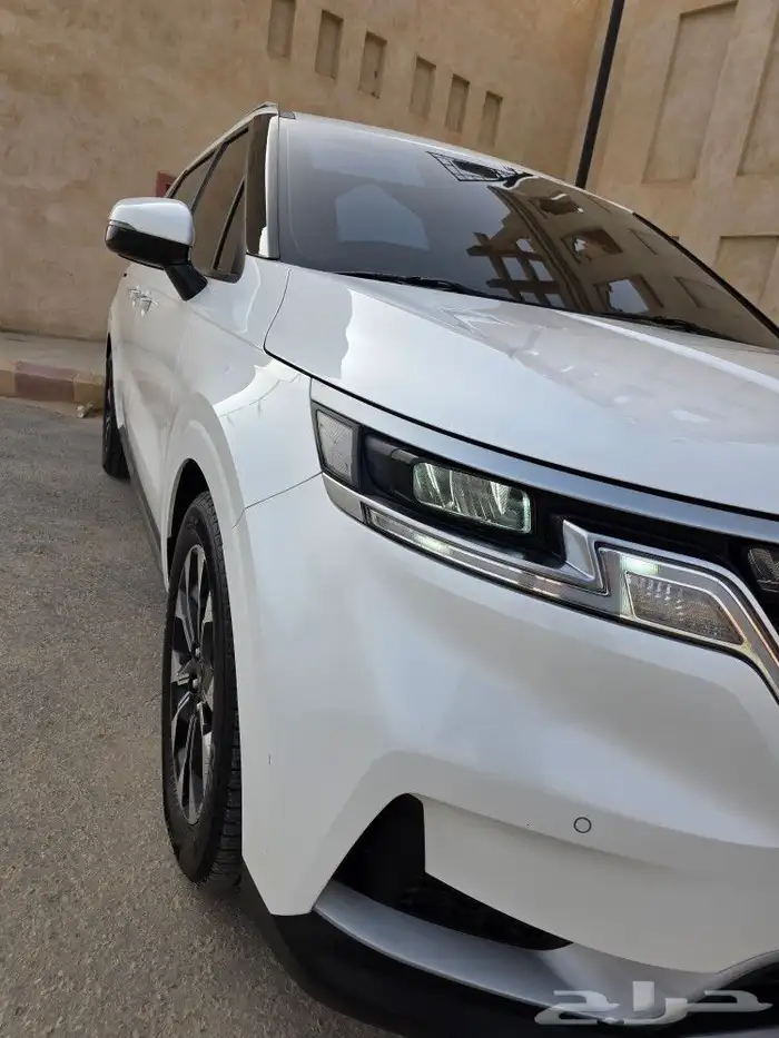 تم البيع كرنفال ديزل 2021 بطاقة جمركية فل الاحساء 8