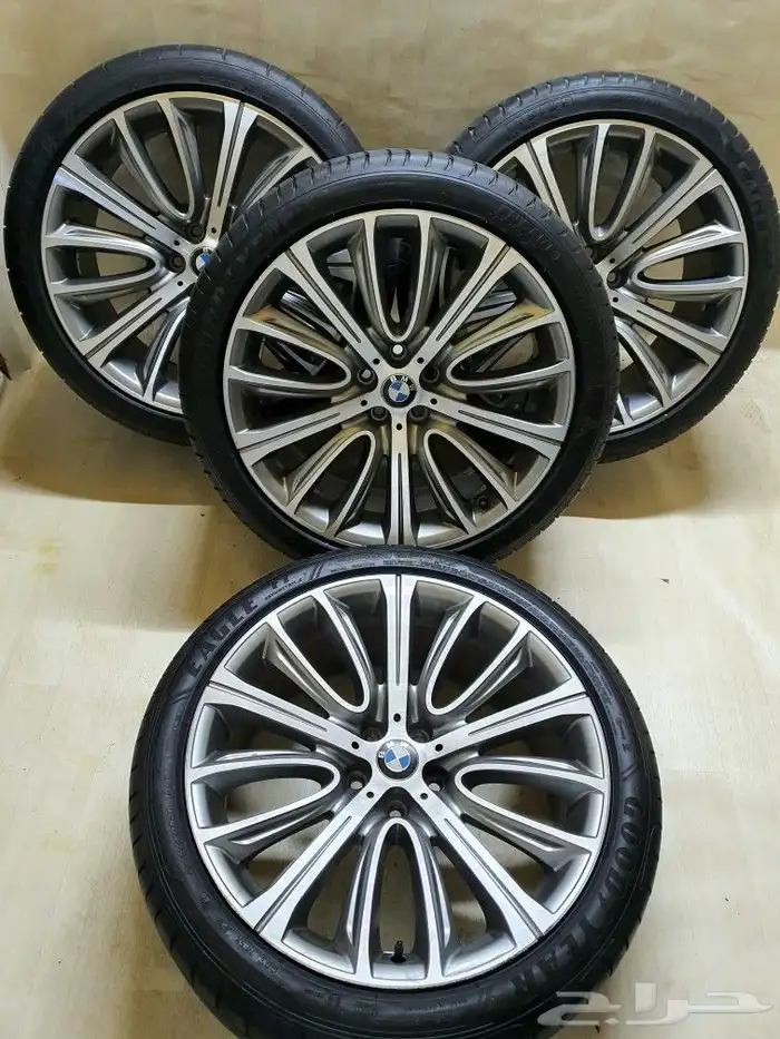 جنوط BMW الفىه السابع 2020 الشكل الفل مع كفرات نظيفه 0