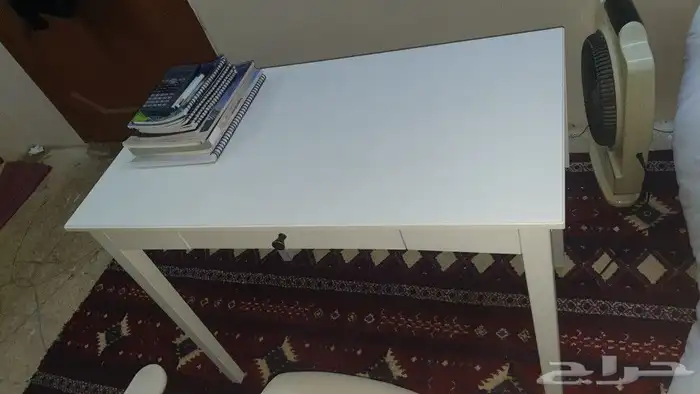 كرسي مكتب جديد تماما مع طاوله قابله لطي خامات ممتازه 1