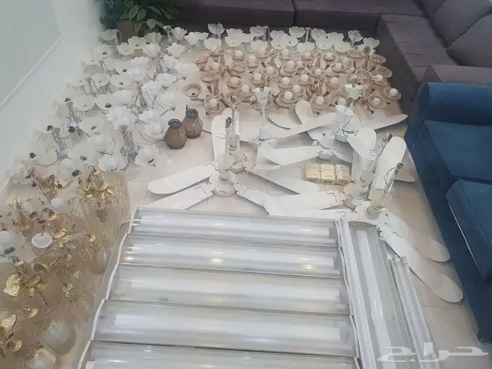 ثريات ومراوح ونجف اثاث 3