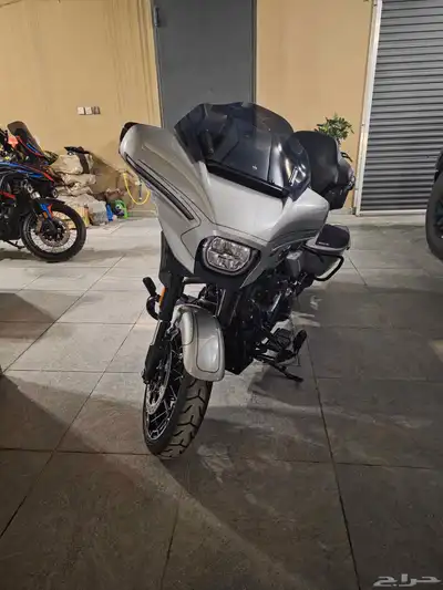 هارلي ديفيدسون ستريت قلايد CVO 2023 ممشى 1200 كم 0