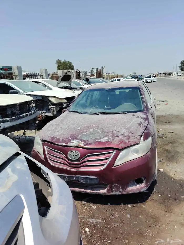 تويوتا كامري 2011 قطع غيار فقط تشاليح الدمام طريق ابقيق 3