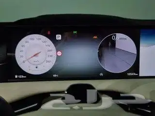 جينسس G80 2025 5