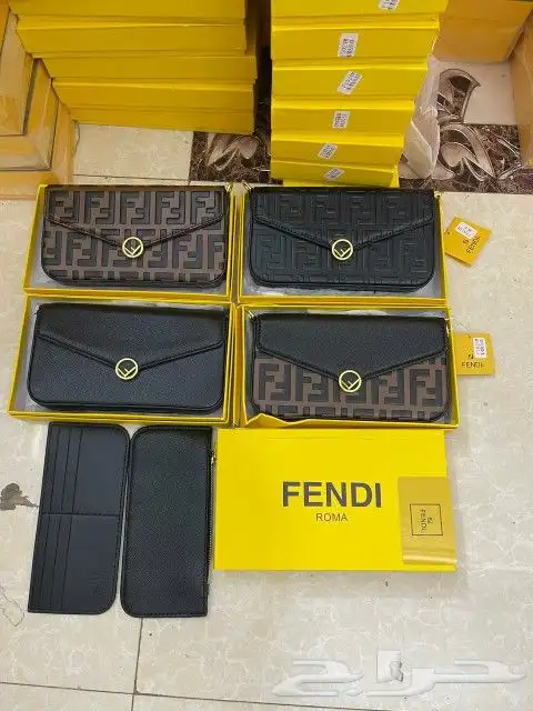 يوجد لدينا جميع انوع الشنط  مله وقطاعي 6