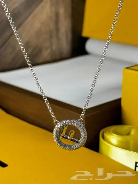 هدايا تخرج مطلي ذهب عيار 21 بسعر 99 5