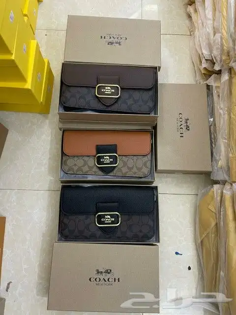 يوجد لدينا جميع انوع الشنط  مله وقطاعي 2