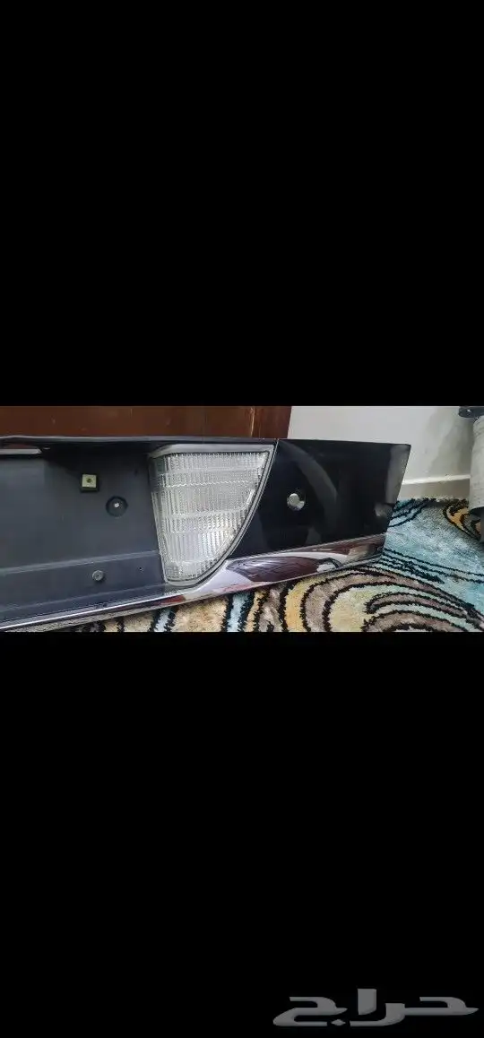عاكس شنطة خلفية فورد كراون فكتوريا نظيف 0