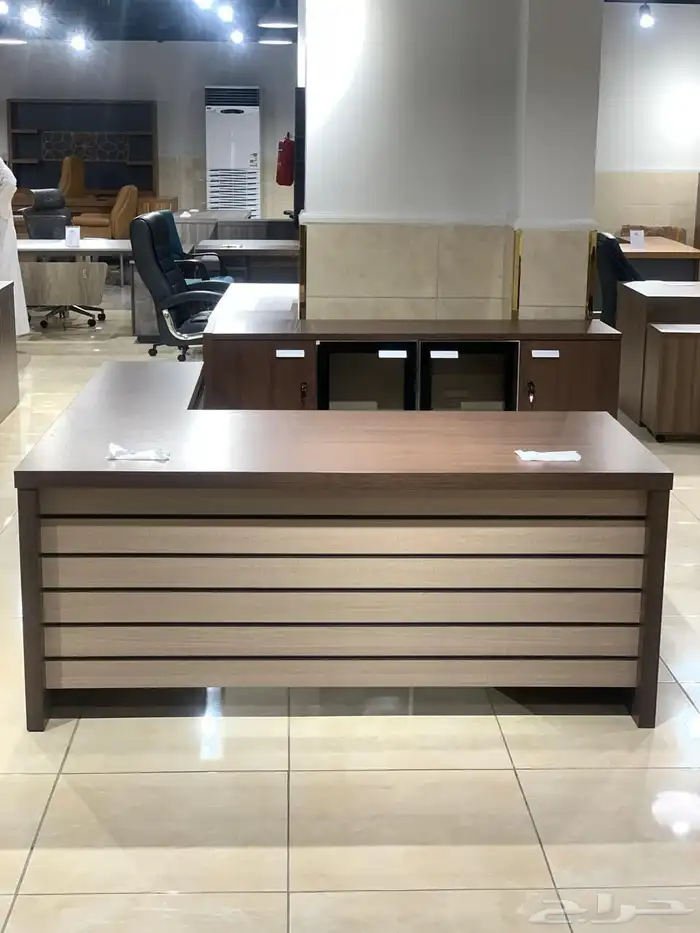 مكاتب وكراسي للشركات والمؤسسات والمدارس 8