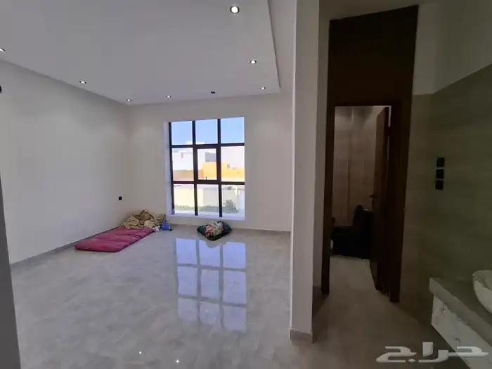 أدوار مفصولة كل دور بصك 250 متر 750 الف 15