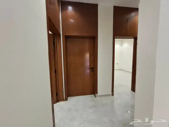 أدوار مفصولة كل دور بصك 250 متر 750 الف 9