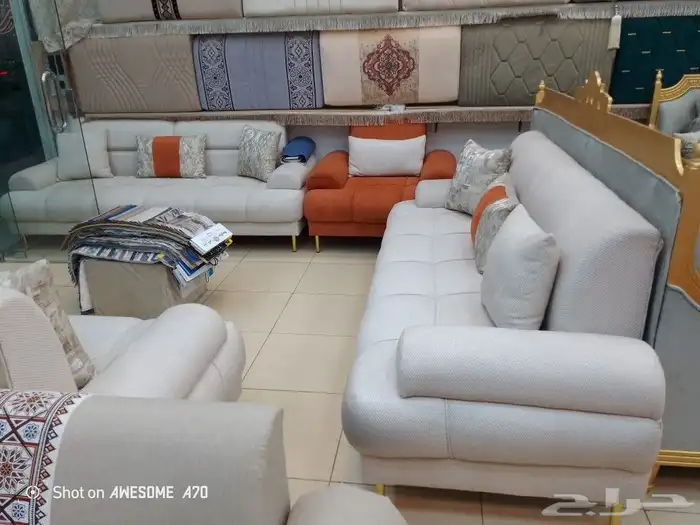 مفروشات الرياض  تفصيل جميع انواع الكنب والجلسات الارضي والست 5