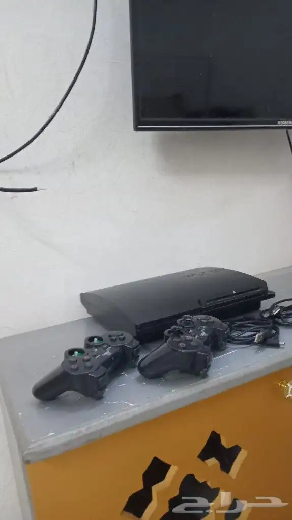 سوني3 نضيف فيه 50 لعبه سوم 300 5
