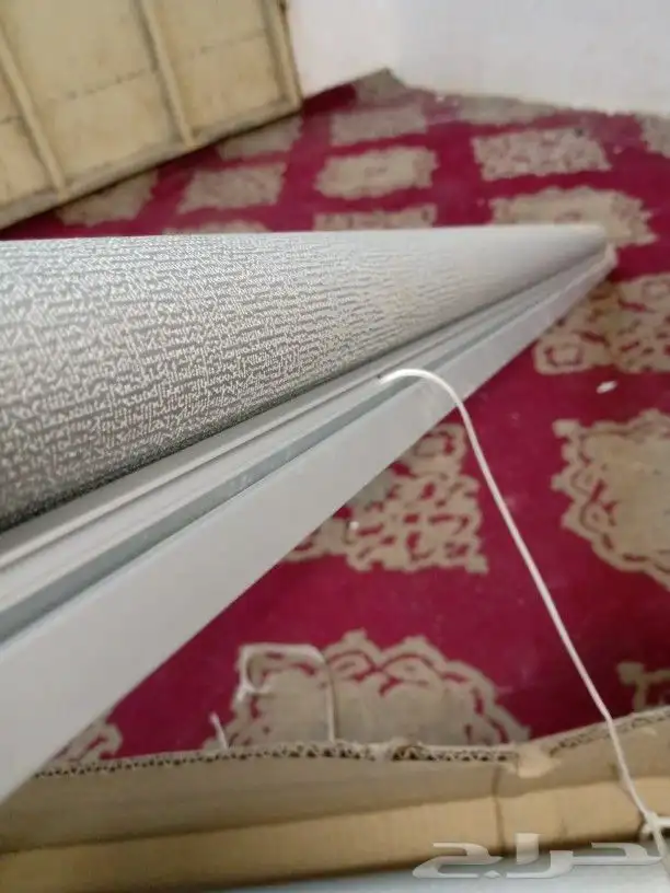 ستارة سح ابة الون كما في الصوره طول مترين عرض متر و75 5