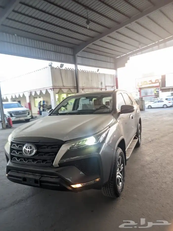 تويوتا فلونشر بنزين 2025 9
