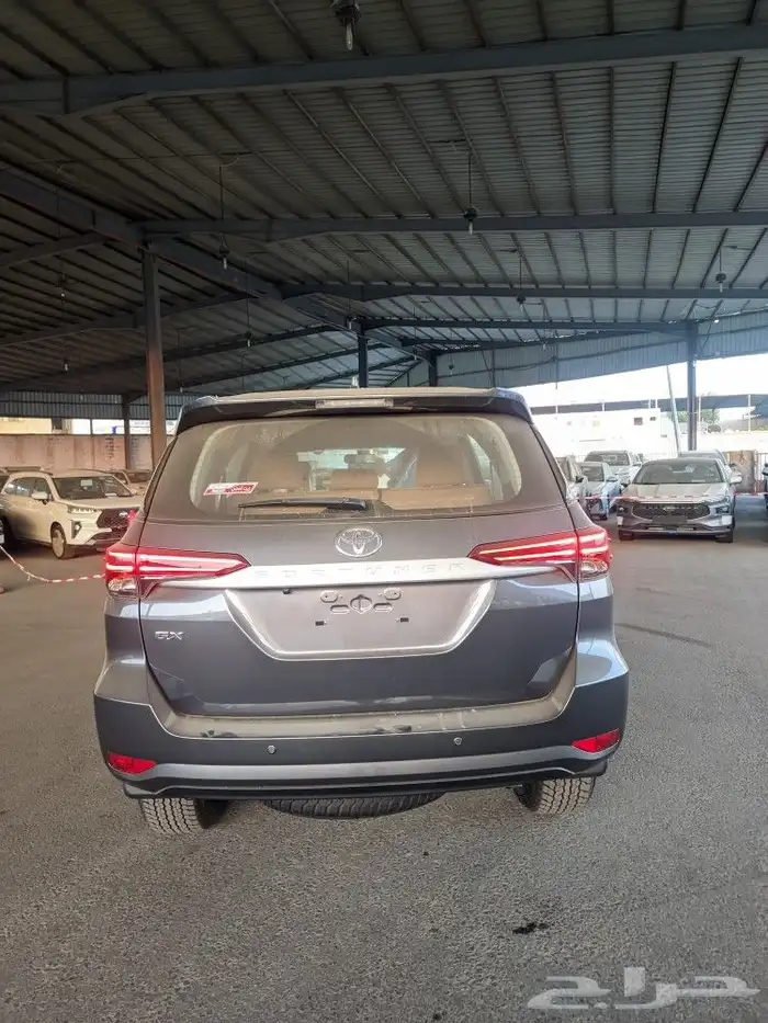 تويوتا فلونشر بنزين 2025 7