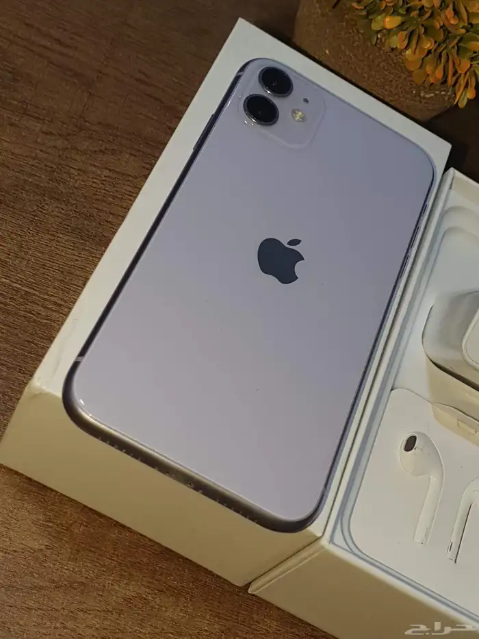 ايفون 11 بنفسجي السعه 64 8