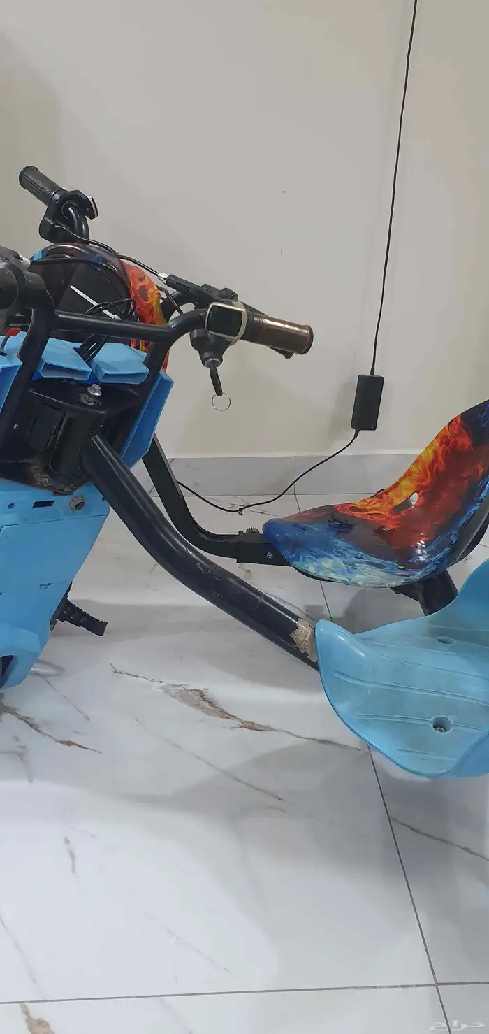 سيكل رامبو و سكوتر للبيع واشرطه سوني بلايستيشن 4 0