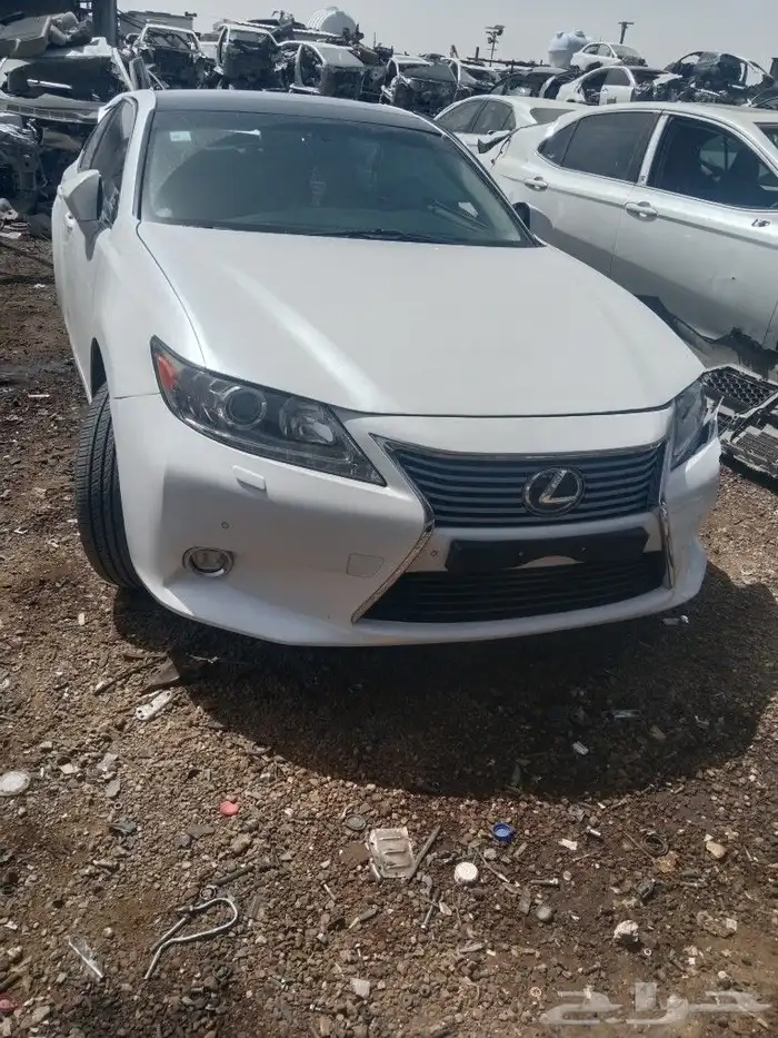 تشليح لبيع قطع غيار افالون   وكامري ولكزس 7