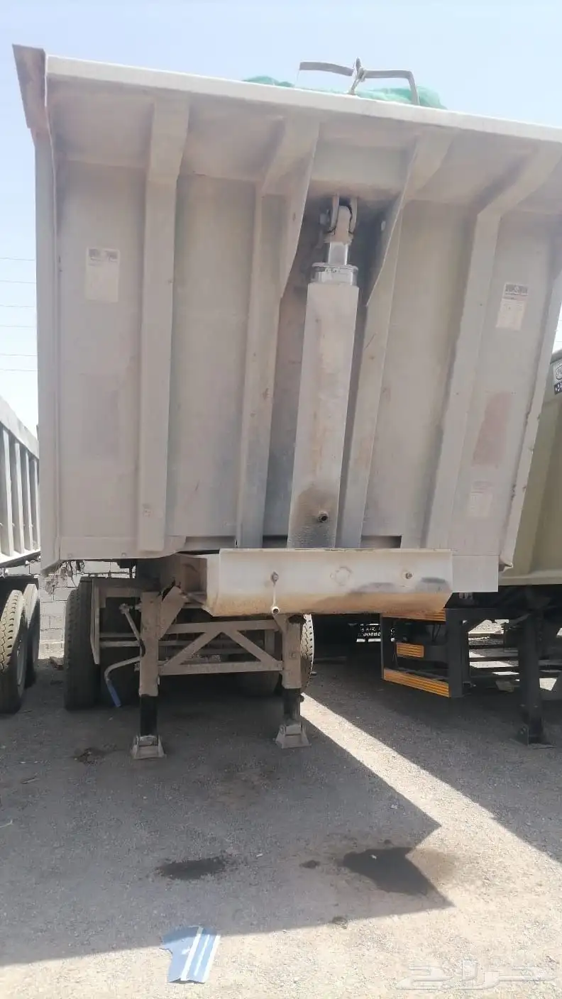 للبيع عدد 2 صندوق قلاب مقاس 22 مستعمل 3