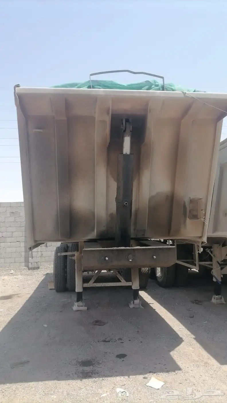 للبيع عدد 2 صندوق قلاب مقاس 22 مستعمل 7