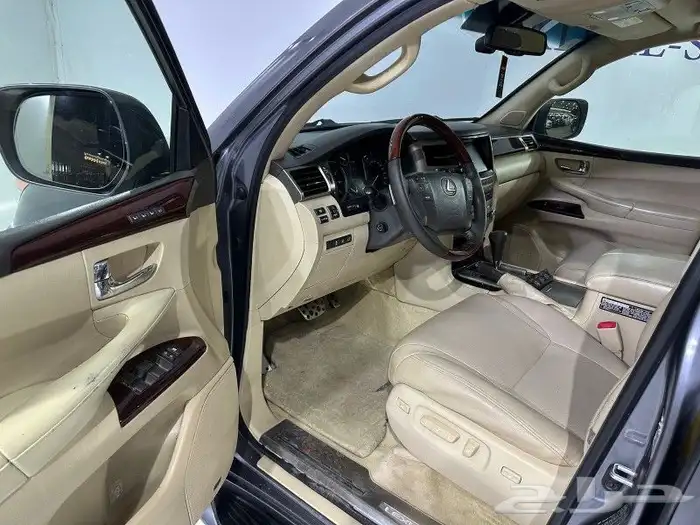 لكزس LX570 فل كامل 2014 14