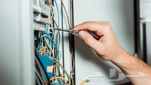 نجار مسلح 12