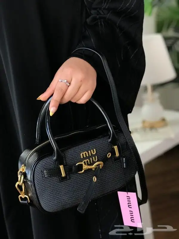 شنط ماركة ميو ميو وجميع الماركات الاكثر طلبا 12