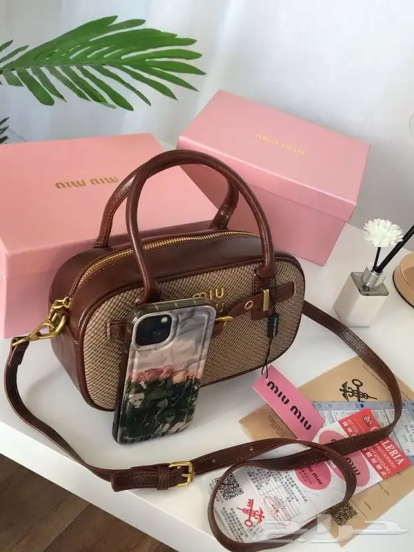 شنط ماركة ميو ميو وجميع الماركات الاكثر طلبا 17