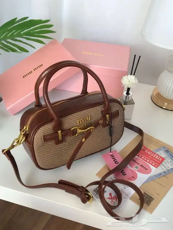 شنط ماركة ميو ميو وجميع الماركات الاكثر طلبا 16