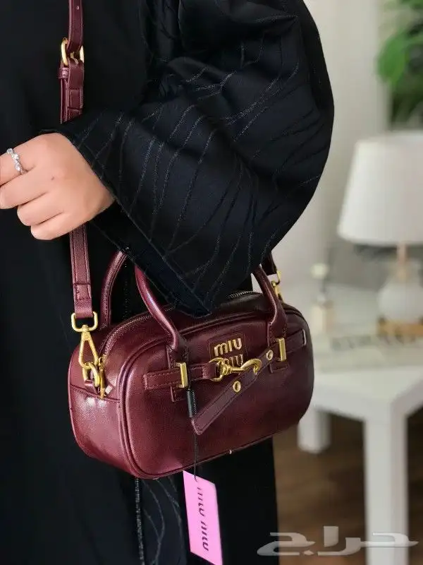 شنط ماركة ميو ميو وجميع الماركات الاكثر طلبا 1