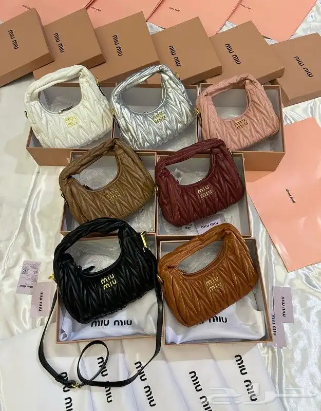 شنط ماركة ميو ميو وجميع الماركات الاكثر طلبا 29